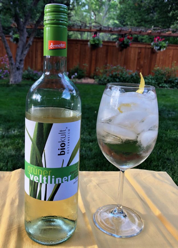 G’Spritzer organic wine cocktail biokult Gruner Veltliner