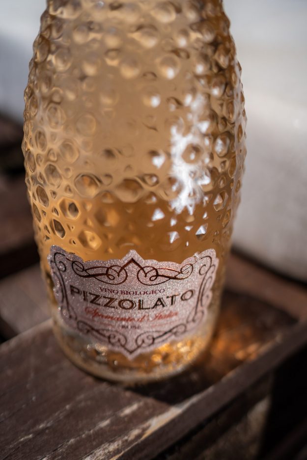 Pizzolato Sparkling Rose Secco close up photo